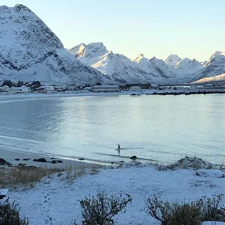 Nordbo - unik plass med utsikt over Rambergstranda
